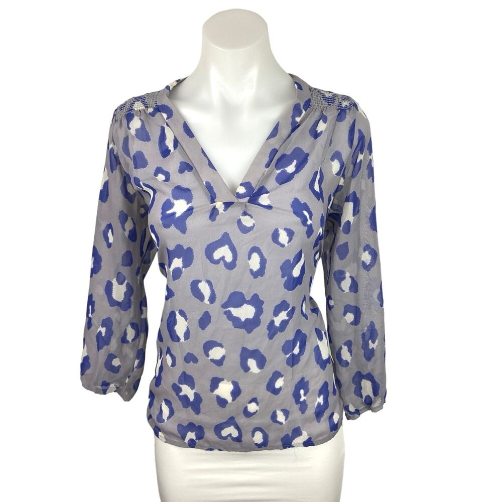 Wanna Be Blue Gray Leopard V Neck Pullover Long Sleeve Blouse Top Size M